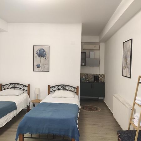 Family Нotel Banuri كوتايسي المظهر الخارجي الصورة